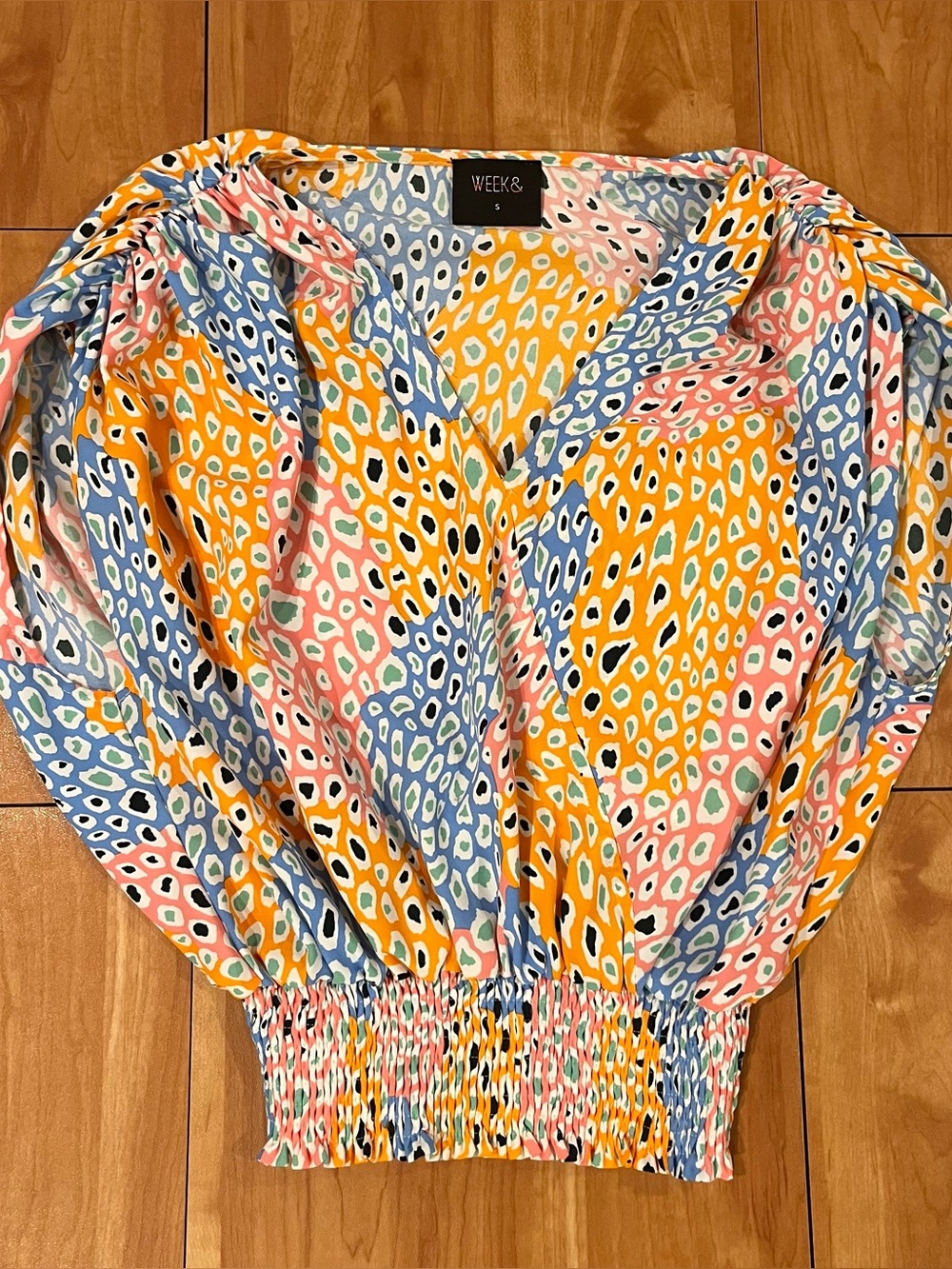Week& Abstract Print Smocked Blouse | Balloon Sleeve V-Neck Top | Size Small